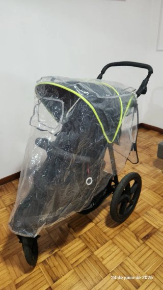 Carrito para bebe todoterreno marca Hauck Runner