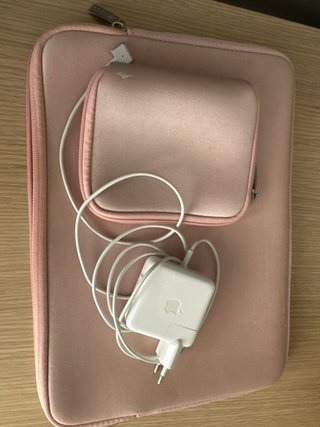 MacBook Air 2017 8 GB RAM 128 GB HD