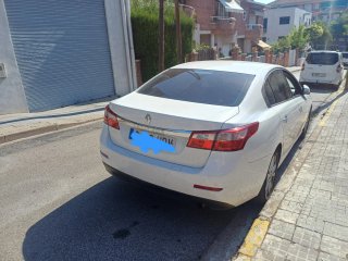 RENAULT LATITUD 2011