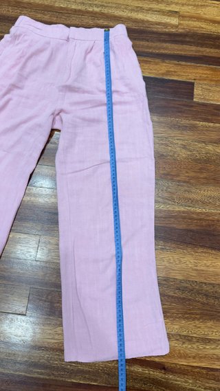 Pantalón rosa de vestir