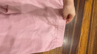Pantalón rosa de vestir