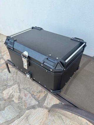 Baúl moto 65L - Nuevo