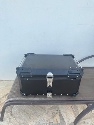 Baúl moto 65L - Nuevo