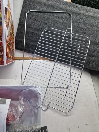 Barbacoa Carbón Portátil AKTIVE con Cortavientos