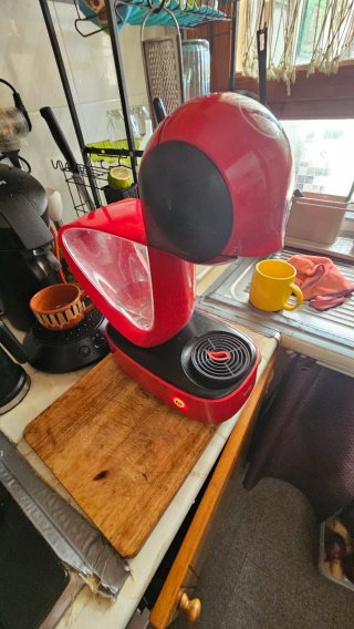 Cafetera Krups Dolce Gusto Roja