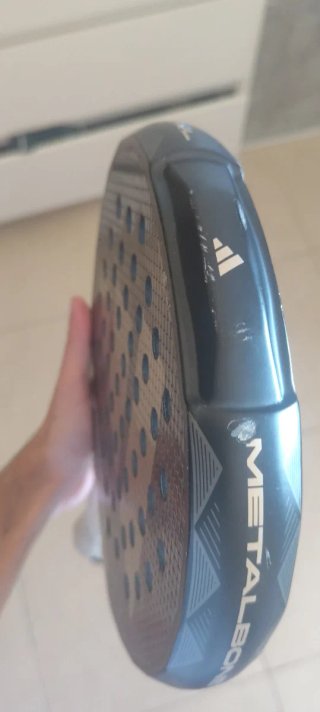 Pala Pádel Adidas Metalbone Carbon Control