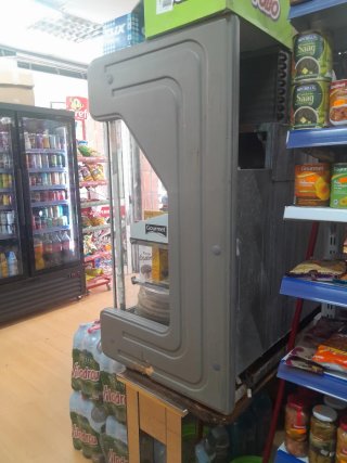 Nevera expositora refrigerada