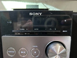 Cadena Musical Sony CD/FM con Base iPod