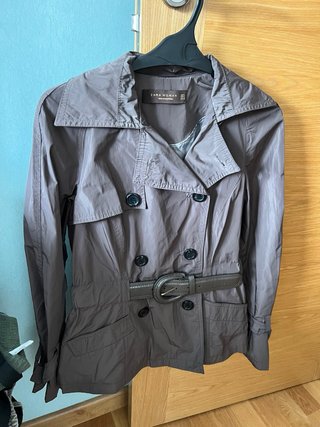 Chaqueta Zara marrón cinturón Talla S