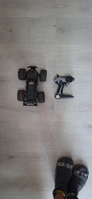 Coche RC Toyabi Todoterreno con Mando