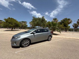 Toyota Auris 2013