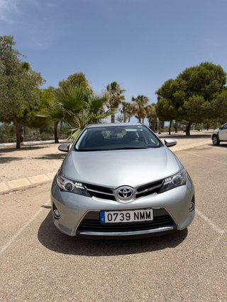 Toyota Auris 2013