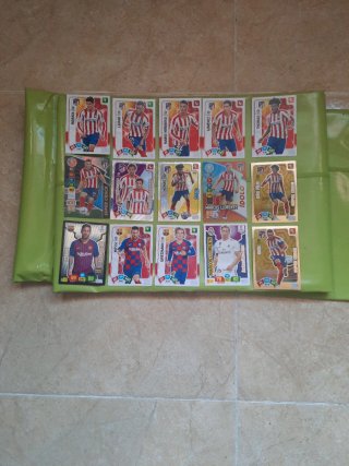 Lote 51 Cromos y Cartas Pokémon y Fútbol