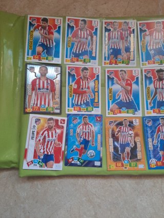 Lote 51 Cromos y Cartas Pokémon y Fútbol