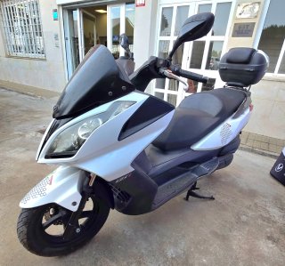 KYMCO Superdink 125cc Blanca