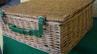 Cesta Picnic Benetton Mimbre 55x43x20cm nueva leer