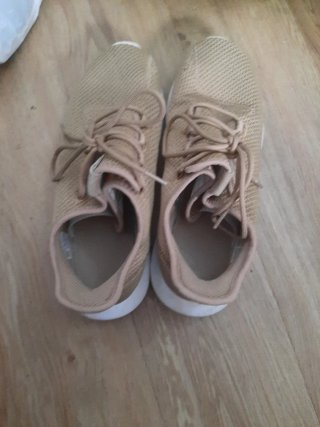 Zapatillas beige