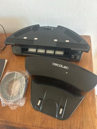 Accesorios Conga 1390: Carga y Limpieza