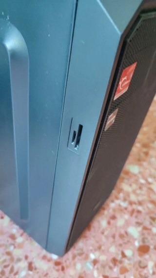 Ordenador de mesa ryzen 7, 16gb ram + monitor 27"