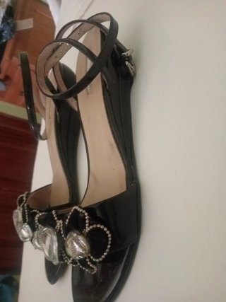 Sandalias fiesta negras con pedrería
