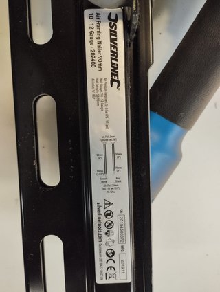 Clavadora Neumática Silverline 90mm