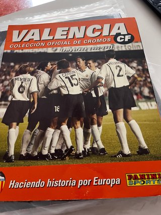 Álbum Valencia CF Colección Cromos 2000-2001