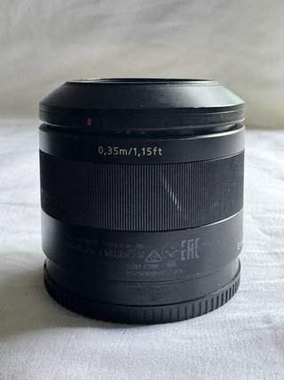 Obiettivo Sony Zeiss FE 35mm F2.8 ZA SEL35F28Z