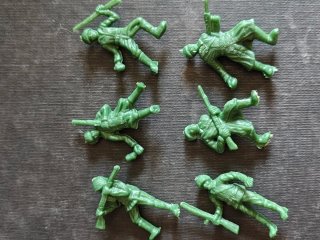 Lotto di soldatini verdi fanteria 3cm WWII vintage