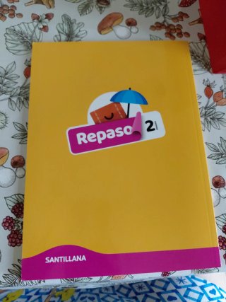 Libro repaso vacaciones Santillana 2°