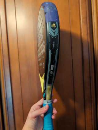 Pala pádel Adidas Ryze Pro + funda gratis