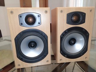 Altavoces Monitor Audio Bronce impecables