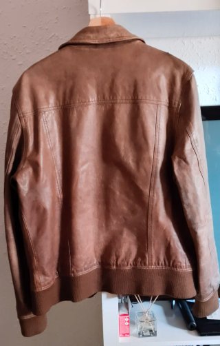 Chaqueta de piel de cuero de Zara