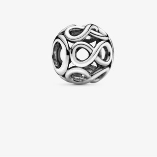 Pulsera Pandora con 9 charms plata