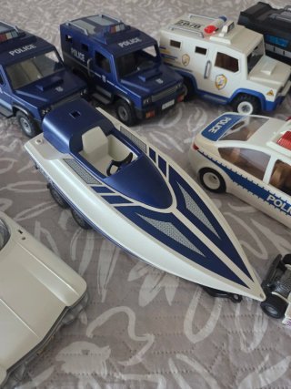 Lote playmobil coches y lancha policia