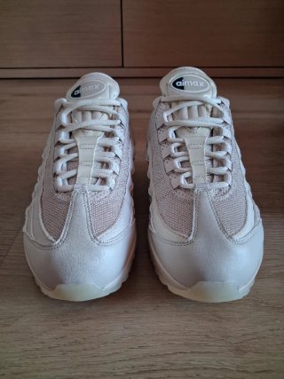 NIKE AIR MAX 95 OG BIG BUBBLE "Soft Pearl"