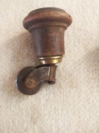 Ruedas antiguas para muebles (4 unidades)
