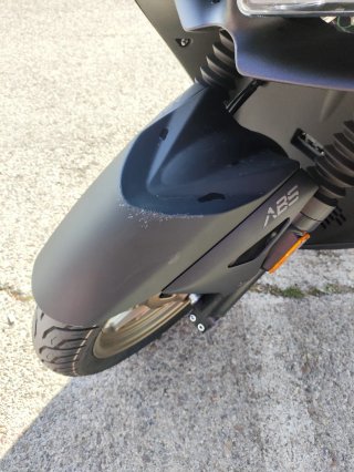 Scooter Zontes 125D Negra