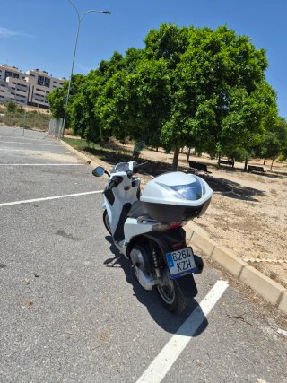 Honda SH125 Scooter Automática