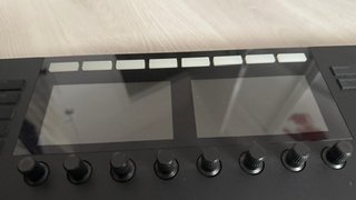 Controladora Komplete Kontrol S49