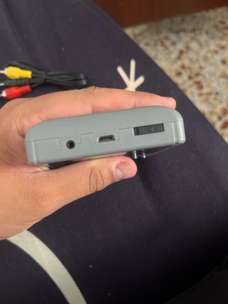 Consola Portátil con 500 Juegos