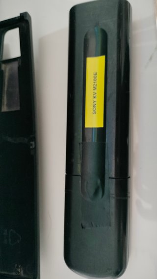 Sony Trinitron KV-M2100E 21” CRT retro gaming