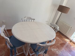 Mesa y 4 Sillas Madera Maciza Estilo Inglés