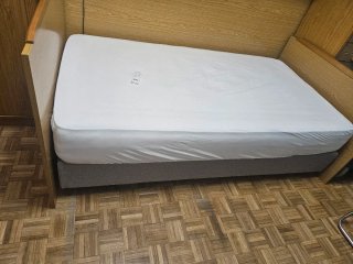 Cama articulada con colchón