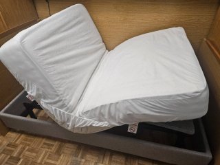 Cama articulada con colchón