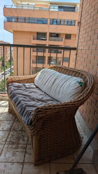 Conjunto Terraza Mimbre y Cojines