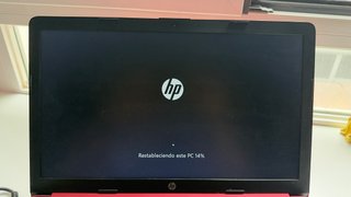 Portátil HP 15-DA2001NS Negro y Rojo