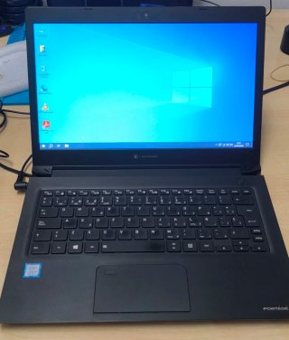 Dynabook Portégé A30 Negro