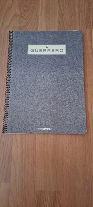 Libreta A4 Guerrero cuadriculada