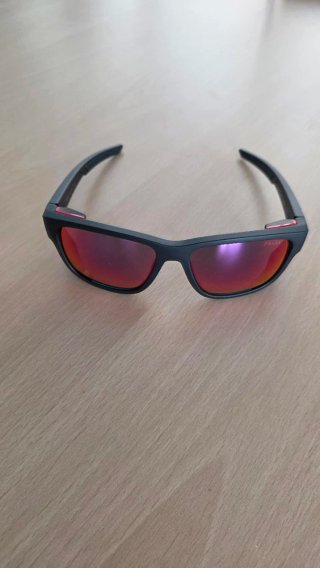 Gafas de Sol Prada Negras y Rojo