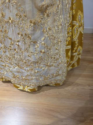 Traje de Fallera Oro y Plata